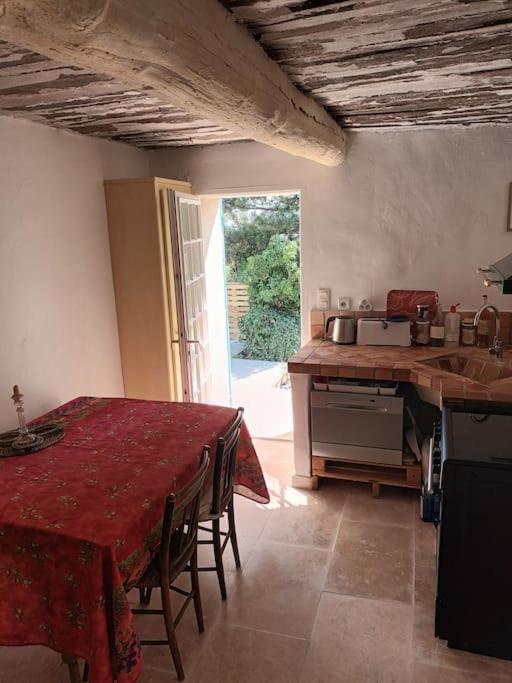 La Maison Bleue Montfort  Экстерьер фото
