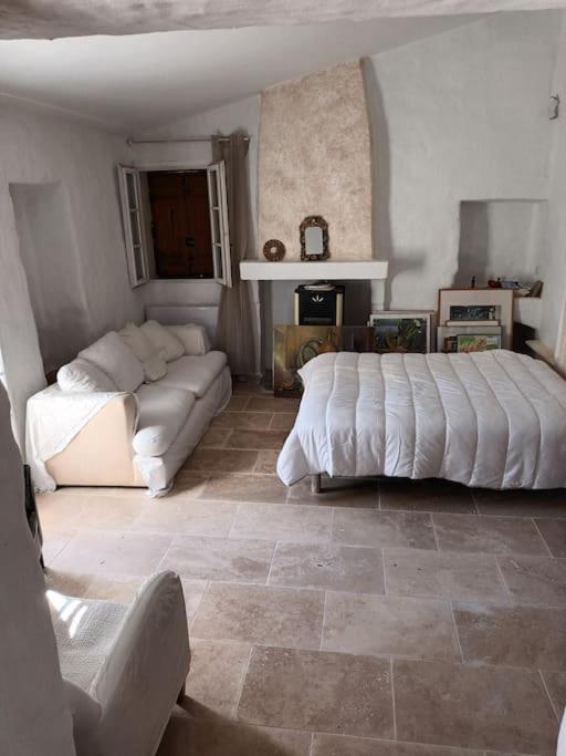 La Maison Bleue Montfort  Экстерьер фото